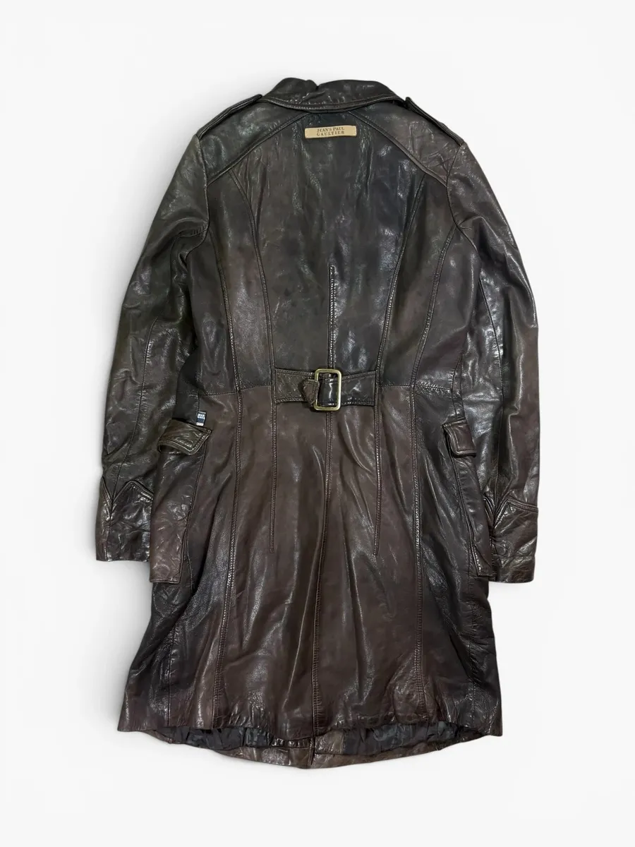designer - Jean Paul Gaultier
taille - M
état - Très bon
• Chaque commande est em emballée en toute sécurité Vous recevrez un numéro de suivi une fois votre article en route. 3