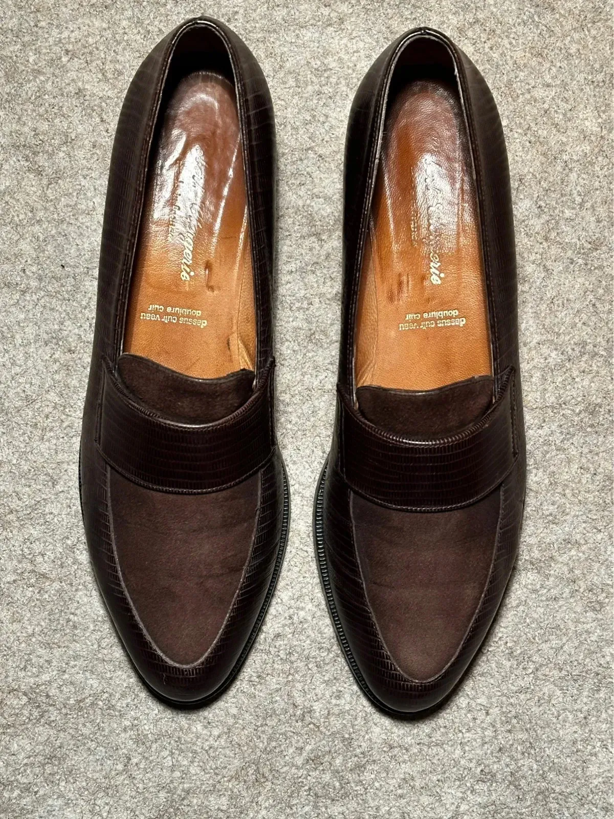 Leather inside, outside and sole. Brown with a suede upper. Very good condition — selling because they are too small for me. FR size 40, true to size. Inner shoe length: 25.6 cm 1