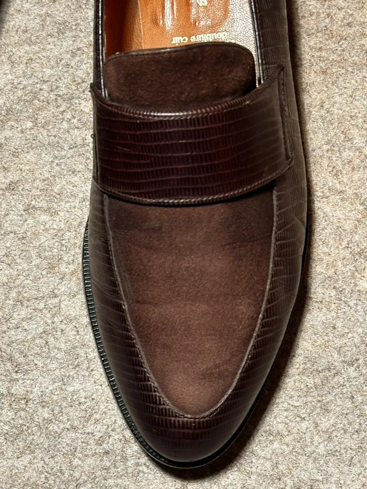 Leather inside, outside and sole. Brown with a suede upper. Very good condition — selling because they are too small for me. FR size 40, true to size. Inner shoe length: 25.6 cm 11