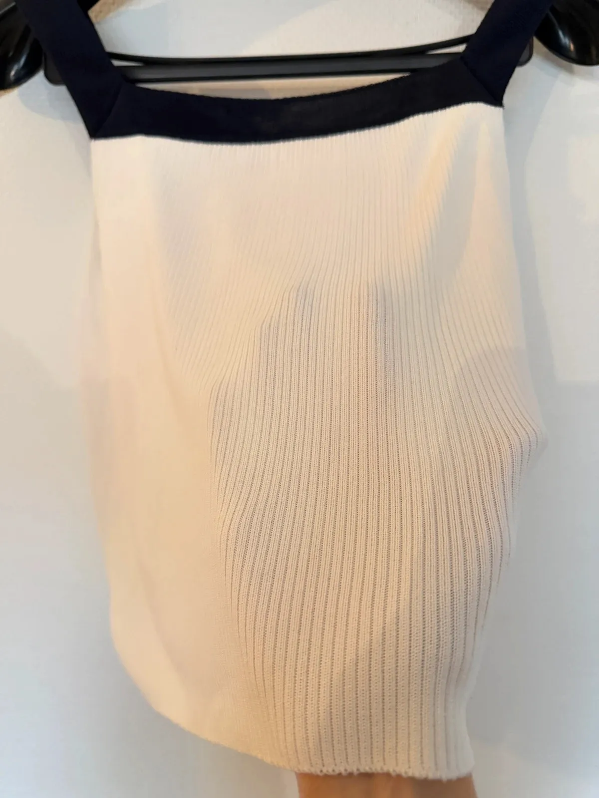 Great for summer, S/M
Made in Italy, good quality 6