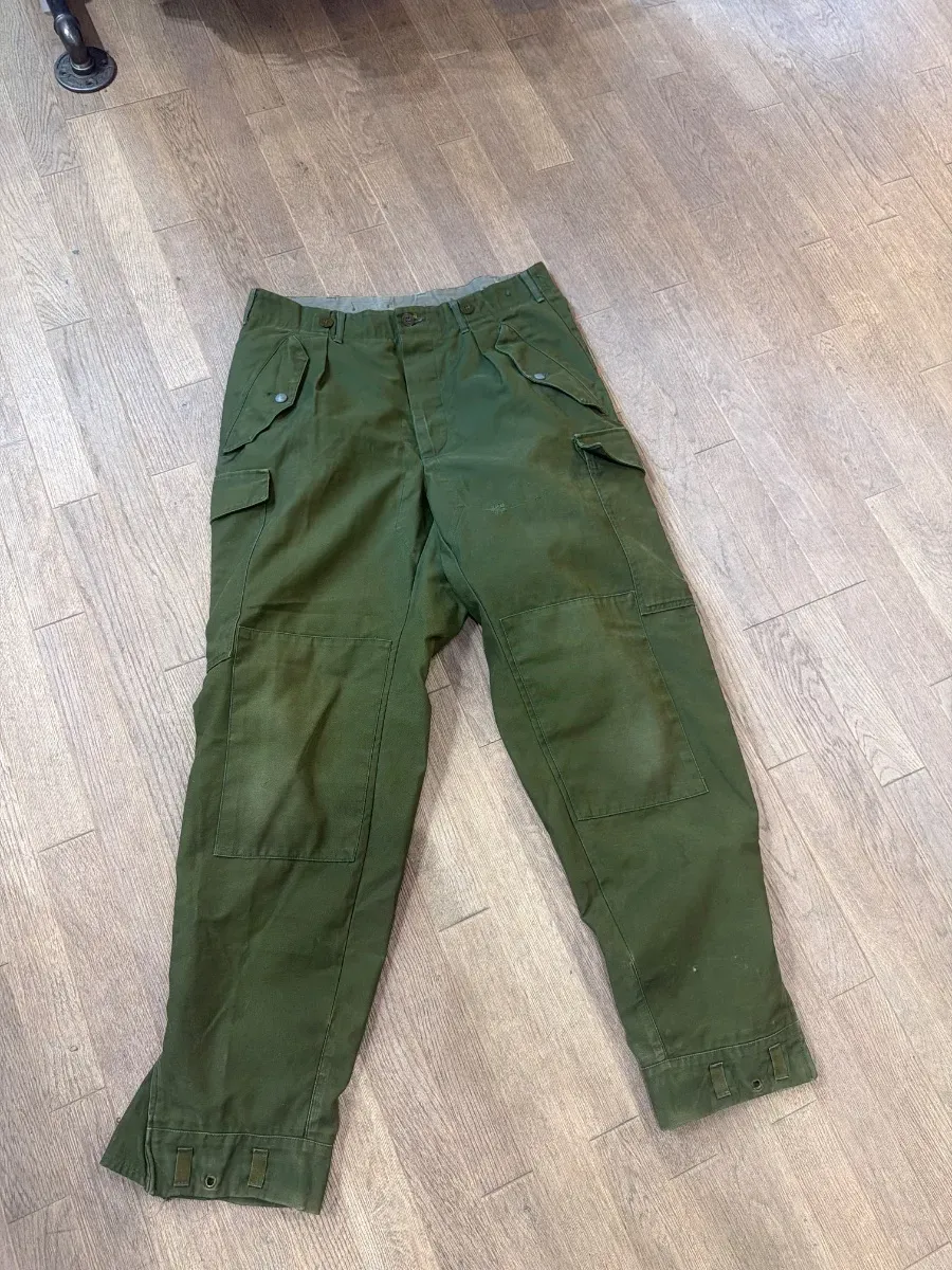Pantalon armée suédoise 3 courronnes 