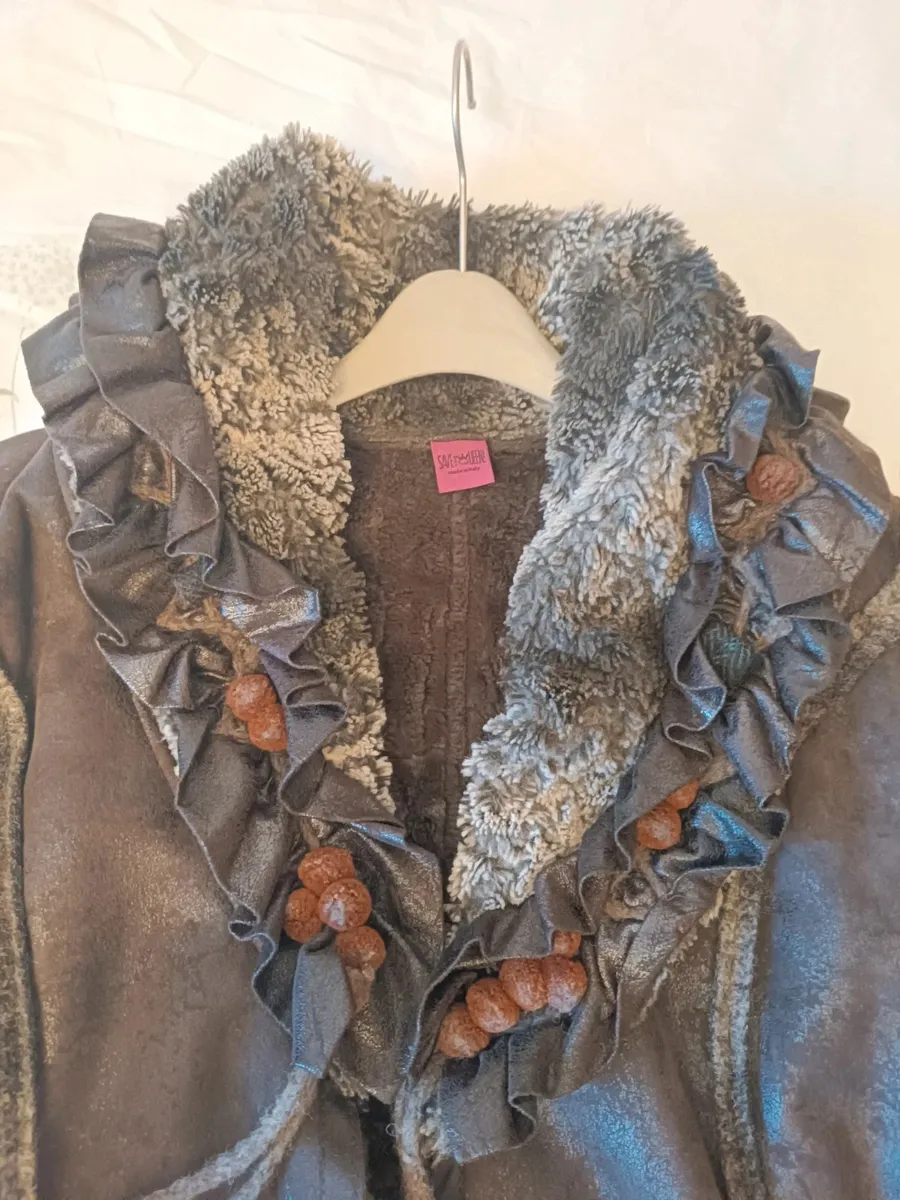 Manteau Marron Save The Queen 3