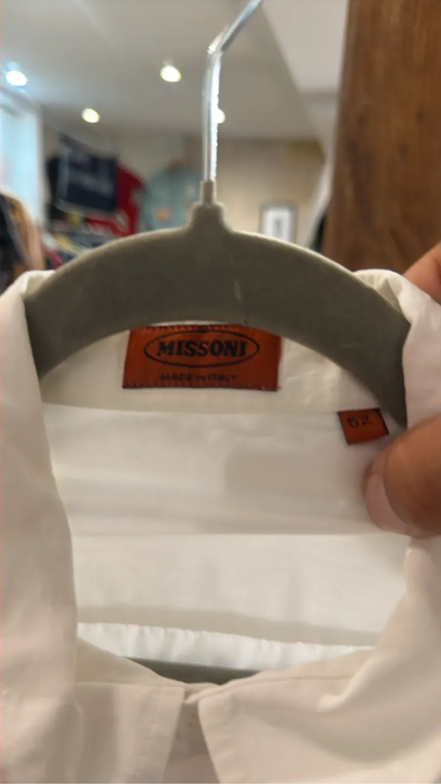 Chemise Missoni blanche à manches longues, fabriquée en Italie.