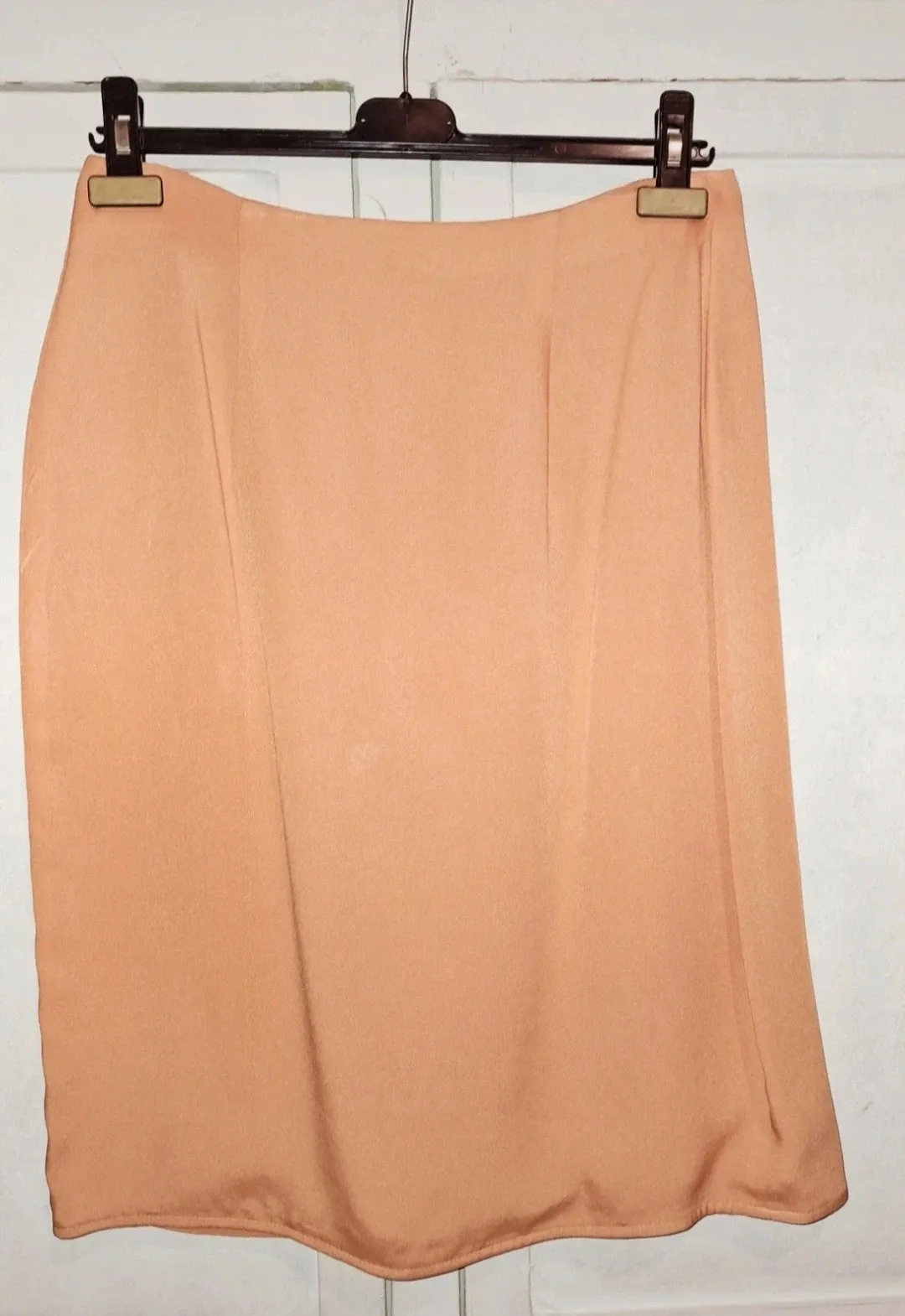 Mani skirt, a line of the Giorgio Armani house. Good condition. Size M (38). 5