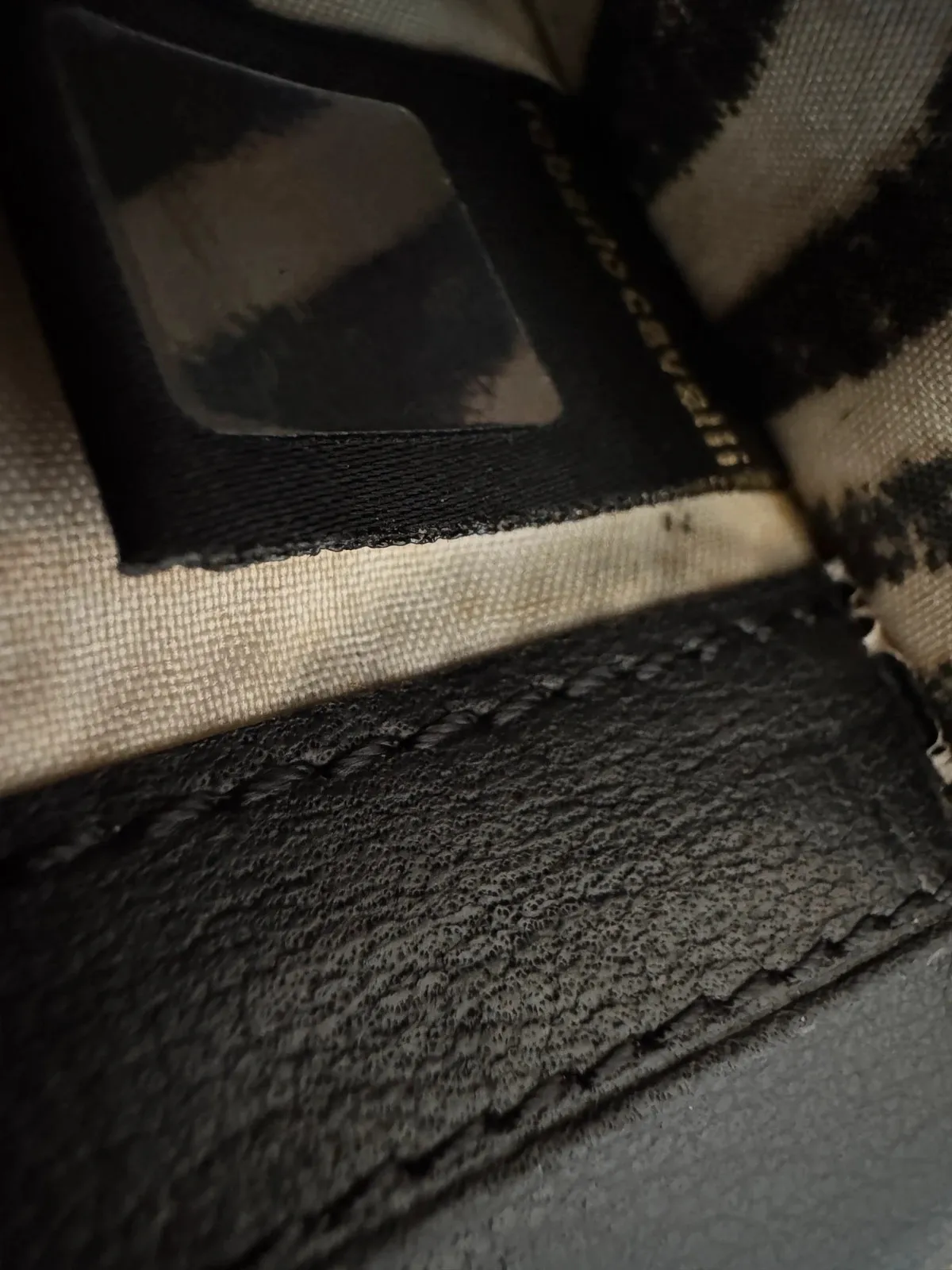 Cavalli wallet, an accessory from the bold Italian house. Very good condition. 4