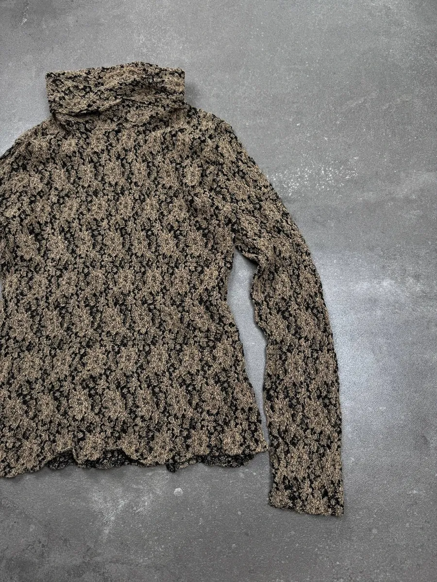 location: Paris
shipping within 48 hours, except weekends 3