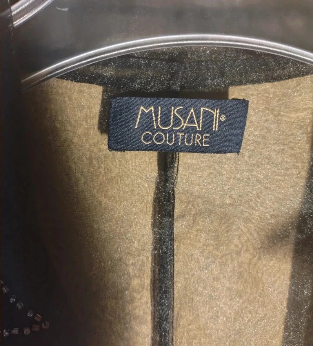 Housse de vêtement élégante Musani Neuve sans étiquette Mesures en photo 2