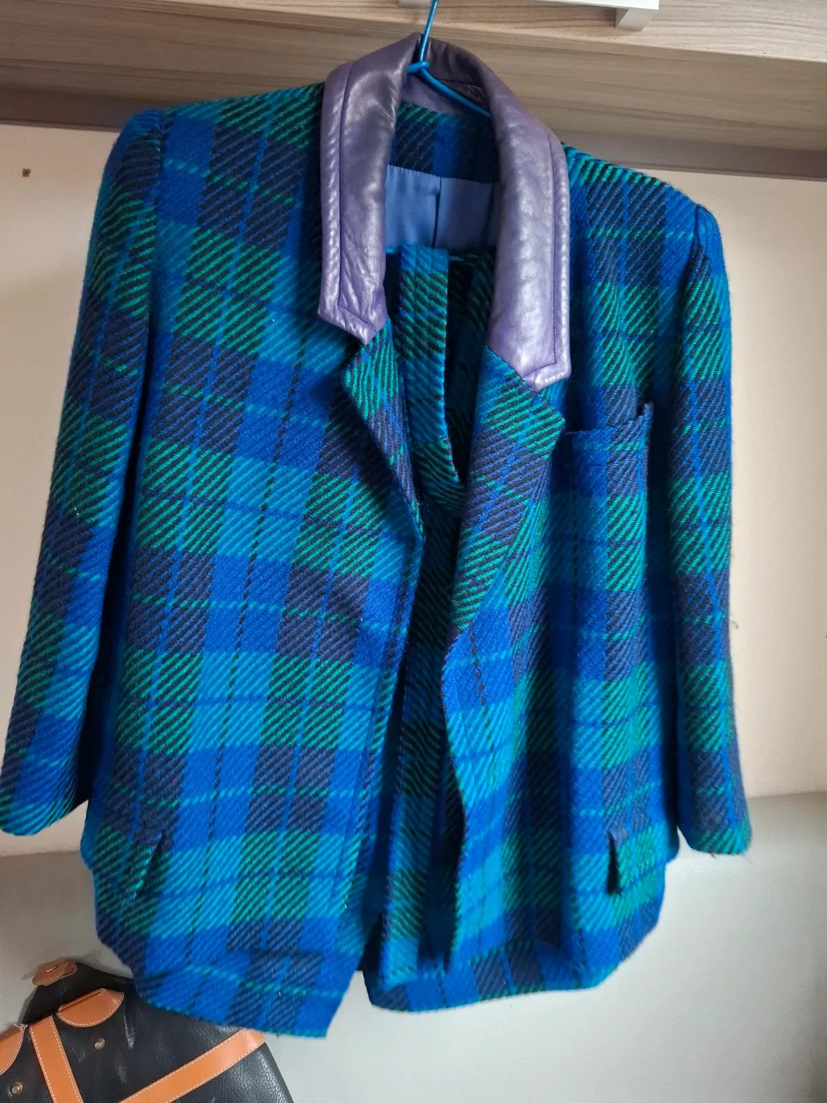 Pierre Balmain women's blazer and skirt set, size 40