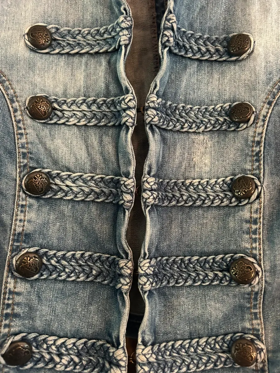 Veste en jean Napoléon à attache crochet 5