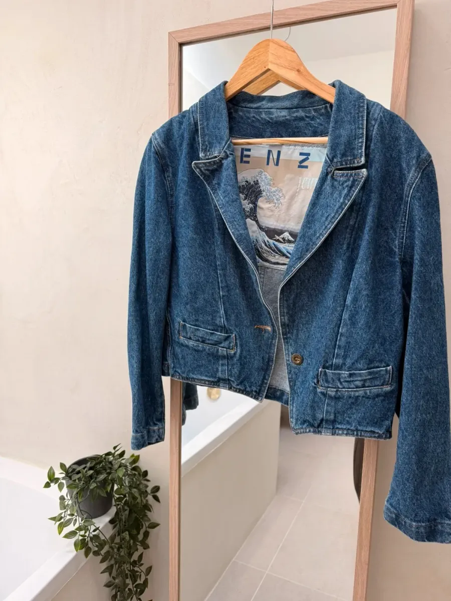 Veste en jean de la marque Kenzo. En parfait état, taille M