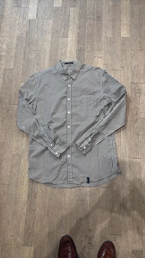 Men's long-sleeve shirt by Armand Basi, in brown and beige.