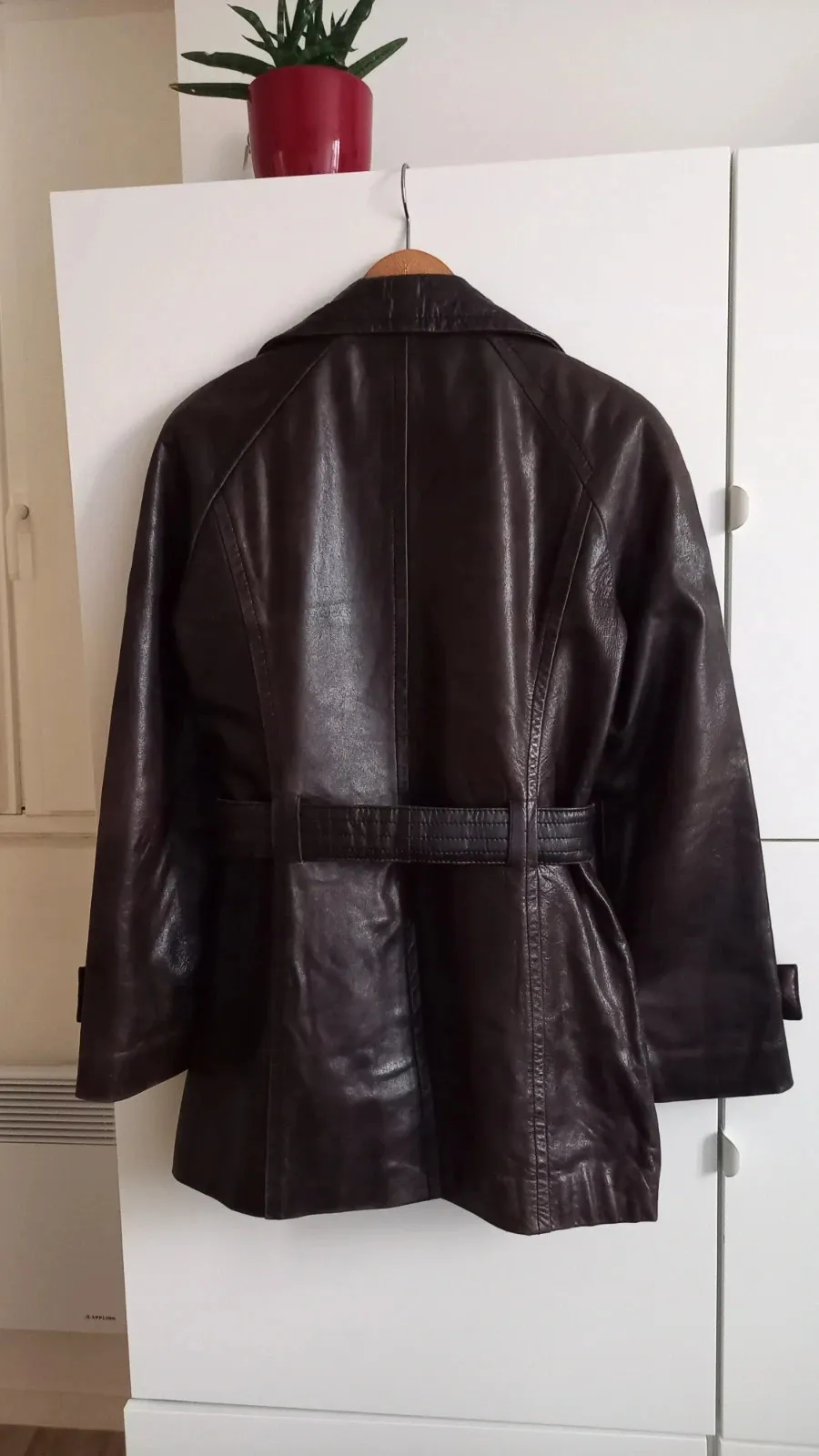 Kenzo jacket, a piece from the bold Parisian house. Very good condition. Size M (38). 4