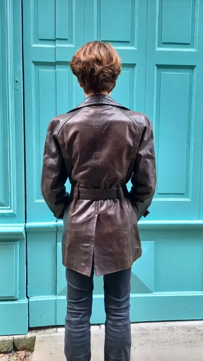 Kenzo jacket, a piece from the bold Parisian house. Very good condition. Size M (38). 3