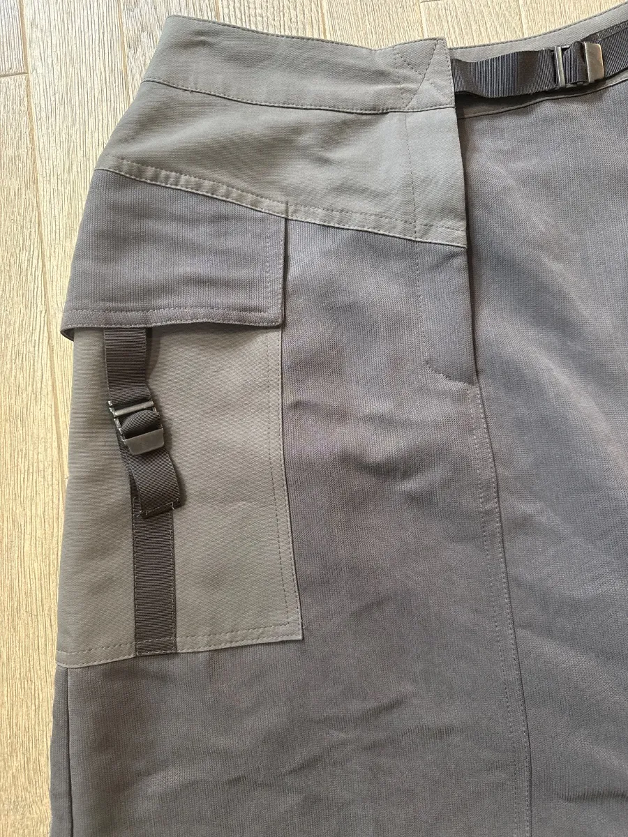 Mitsouki 2000s skirt, brown, with a side pocket 3