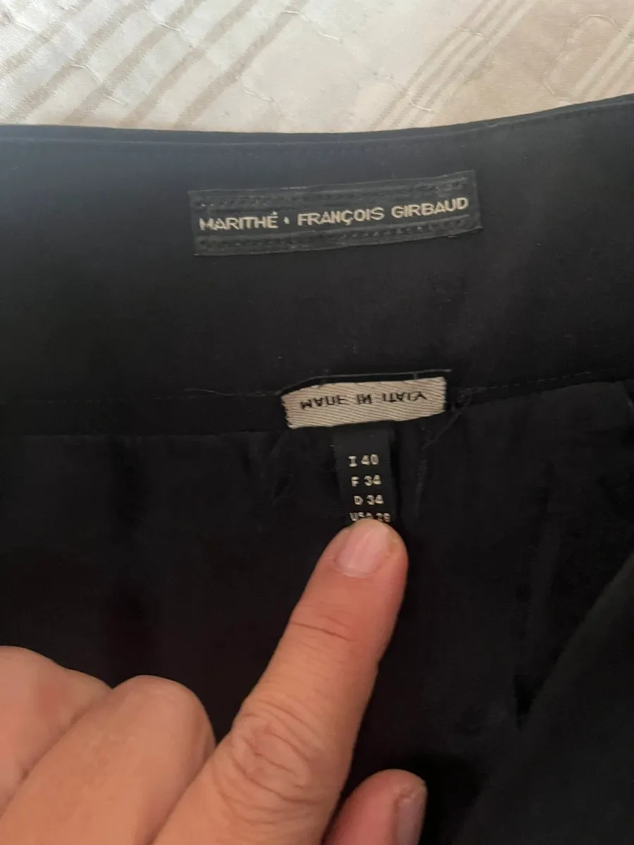 Jupe longue noire élégante avec zip, bouton et poches latérales, taille haute 40 3