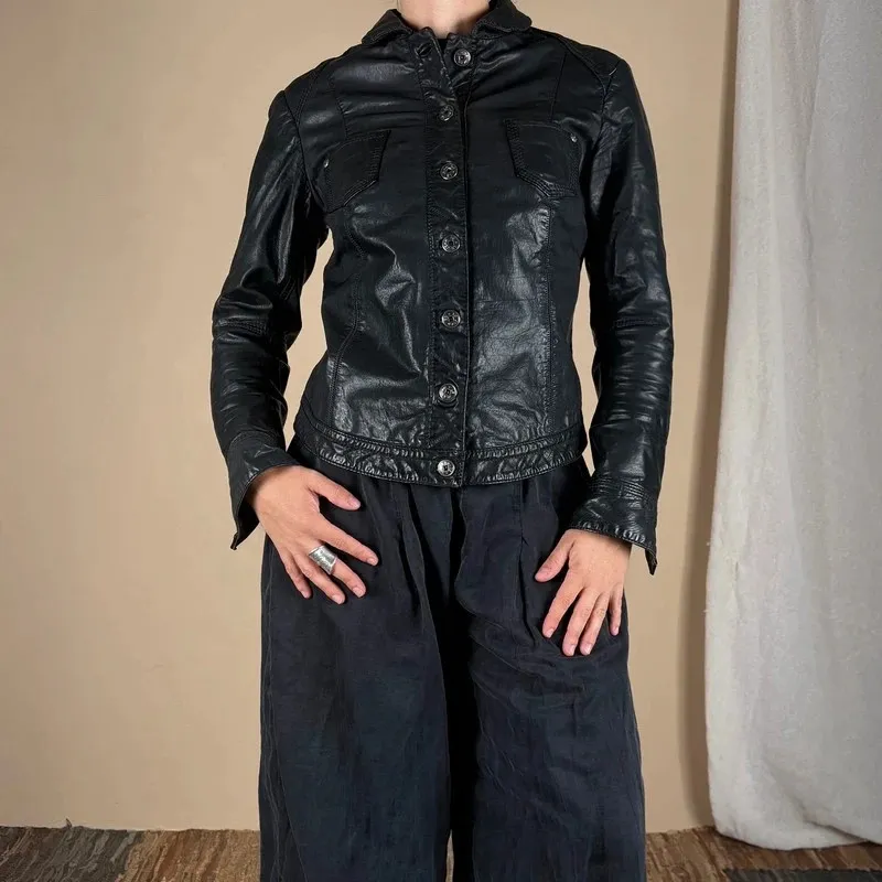 Grunge patchwork leather jacket "Groove Jacket" 2013 Marithé François Girbaud Vintage Very nice fitted cut Numerous seam details Fine leather, pleasant to wear