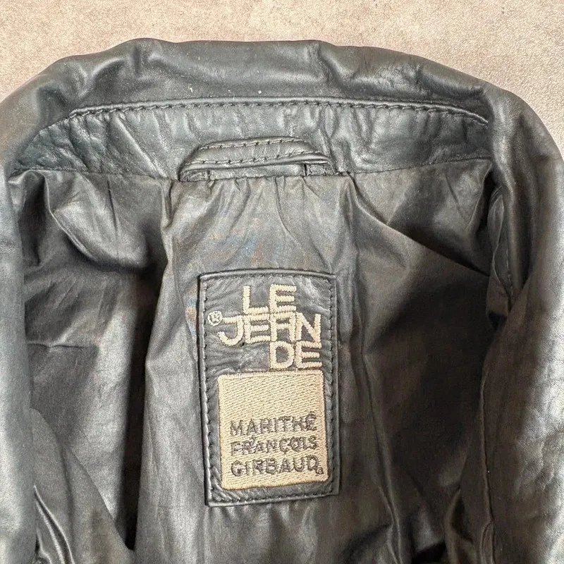 Grunge patchwork leather jacket "Groove Jacket" 2013 Marithé François Girbaud Vintage Very nice fitted cut Numerous seam details Fine leather, pleasant to wear 14