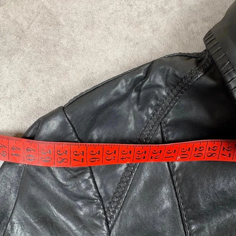 Grunge patchwork leather jacket "Groove Jacket" 2013 Marithé François Girbaud Vintage Very nice fitted cut Numerous seam details Fine leather, pleasant to wear 17