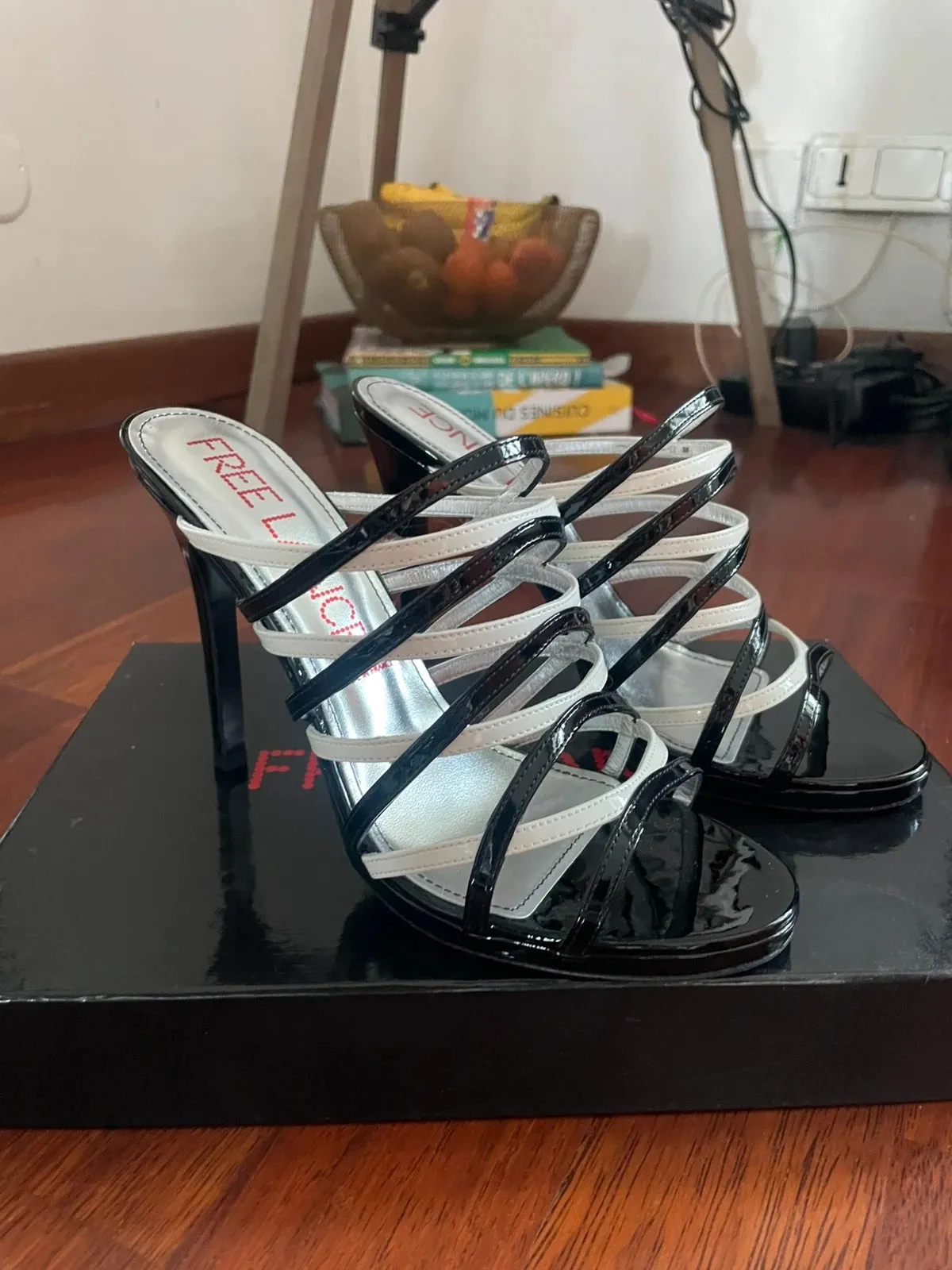 Free Lance sandals/mules, size 38 — runs large, fits more like a 37.5. Worn once. 3
