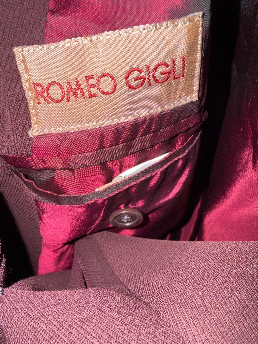 Jacket from the house of Roméo Gigli 3
