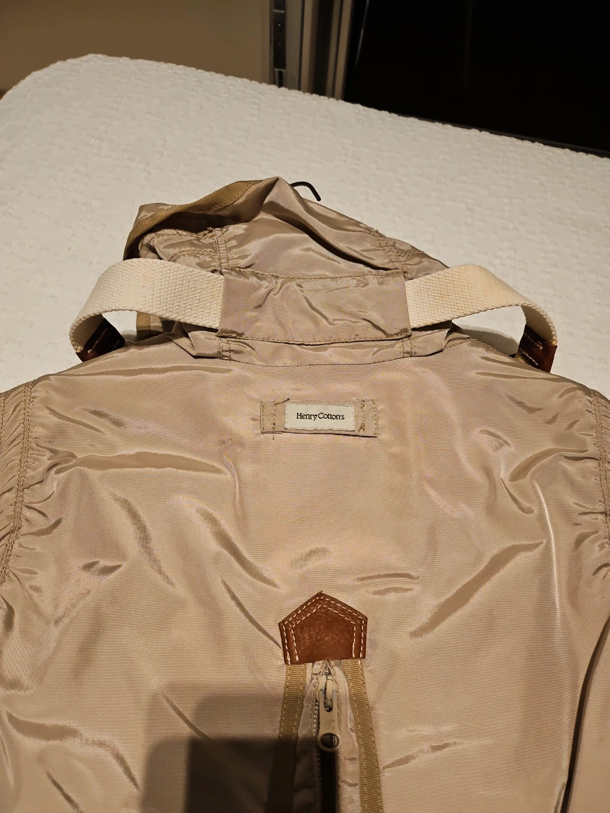 Gilet uomo con rifiniture 3