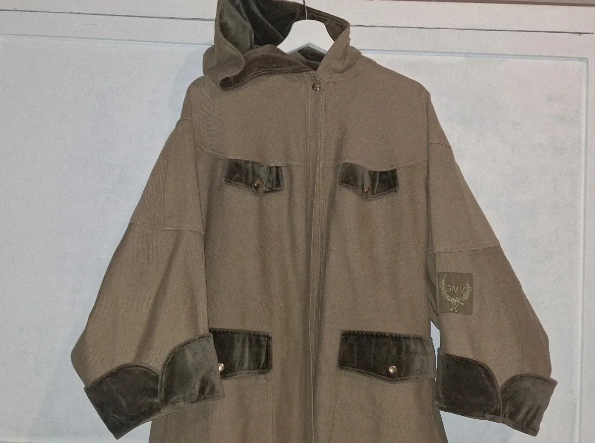 GianMarco Venturi coat, a piece from the Italian house. Very good condition. Size M (38). 6