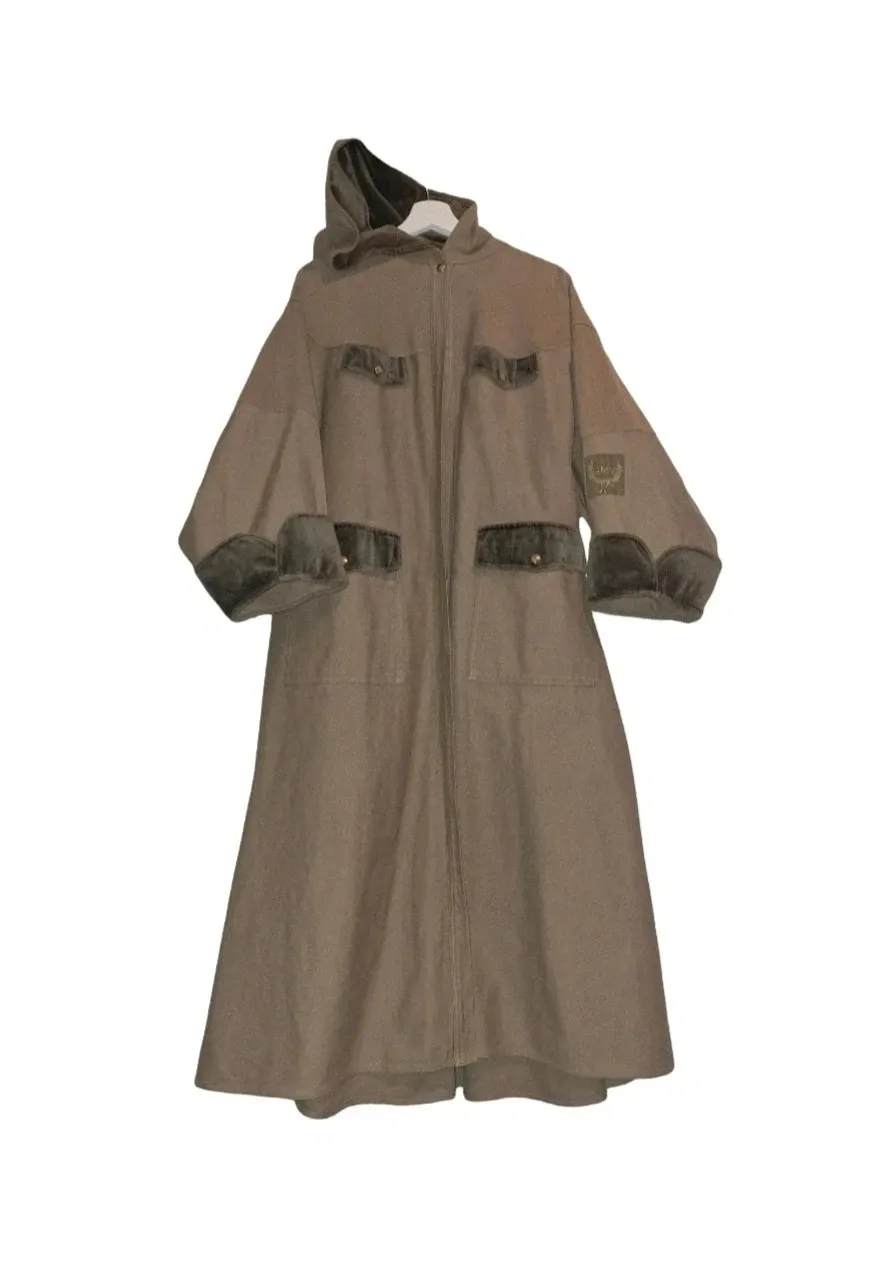 GianMarco Venturi coat, a piece from the Italian house. Very good condition. Size M (38).