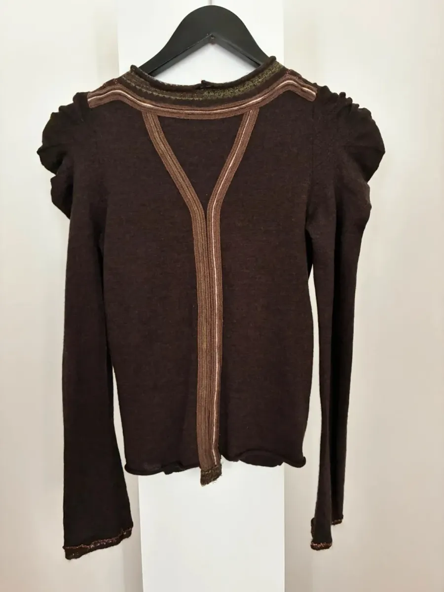 Gilet sans manches Marithé + François Girbaud en laine couleur chocolat, des années 2000, un essentiel vintage pour un look décontracté-chic. 2