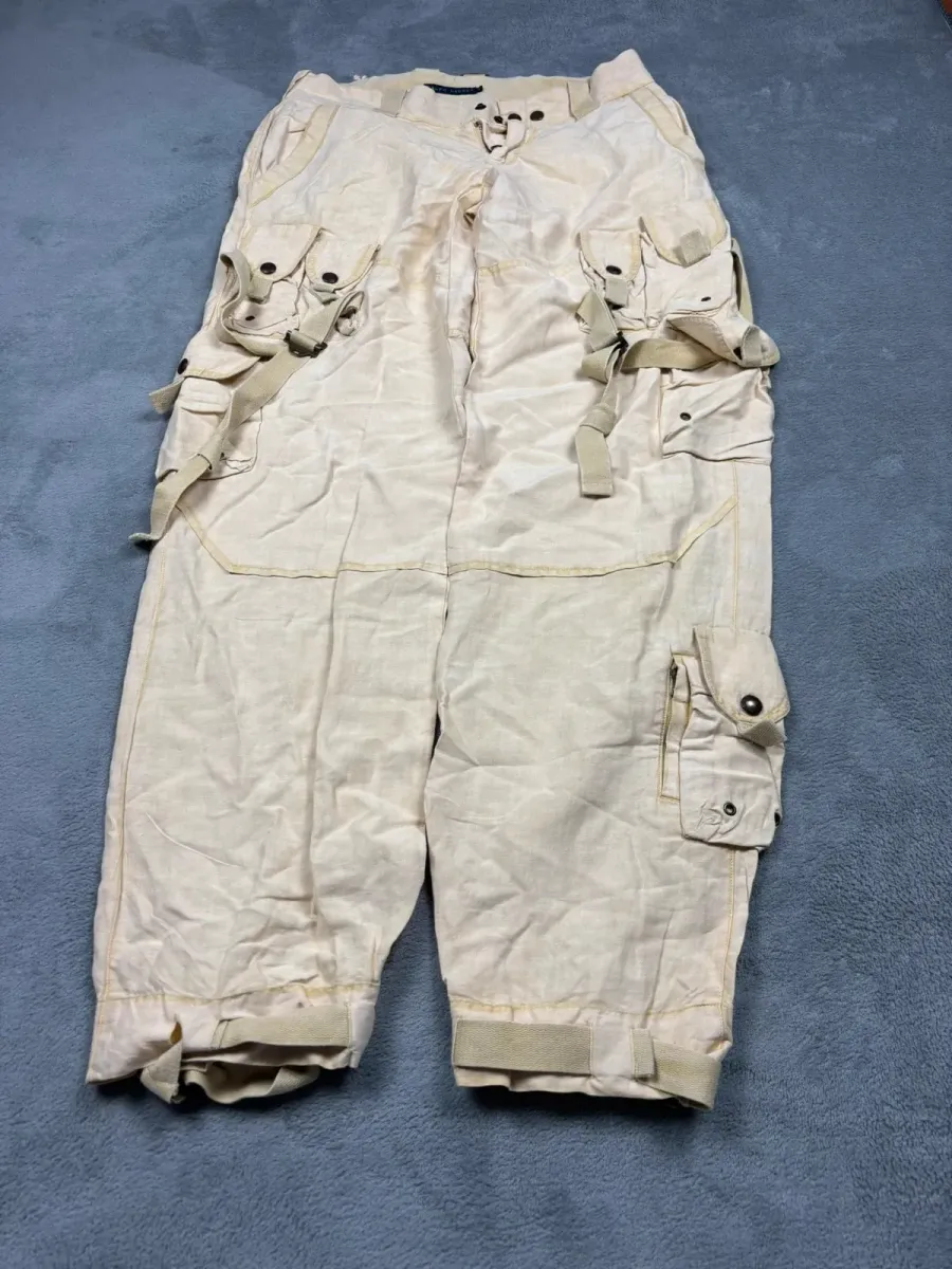 ⭐️Pantalone Cargo Ralph Lauren in seta e
lino⭐️
✅Condizioni 10 /10
🕵🏼♂️Rarità 9.5 /10
👕Vestibilità : Baggy - Larghi
📏Taglia 40 ita, misure in foto
🧼Lavata
🚛Spedizione 24/48h 2