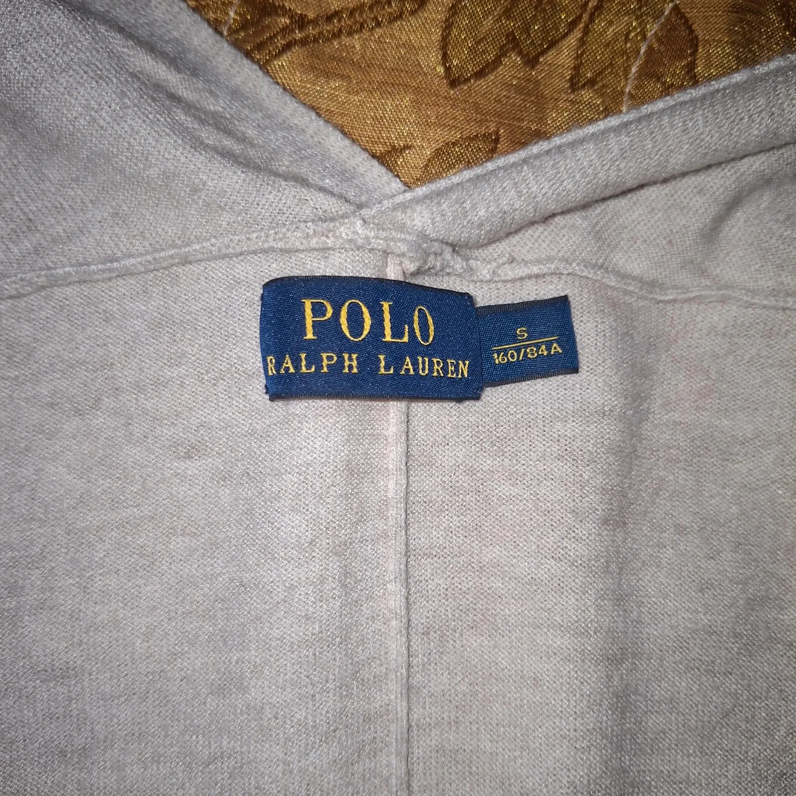 In excellent condition. Fits M-L 5
