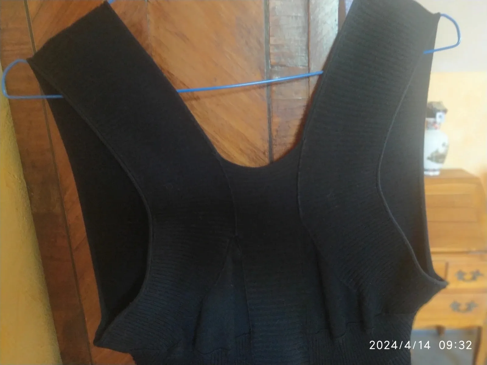 Marithé + François Girbaud dress in black, carefully crafted vintage designer piece. Very good condition. Size M (38). 7