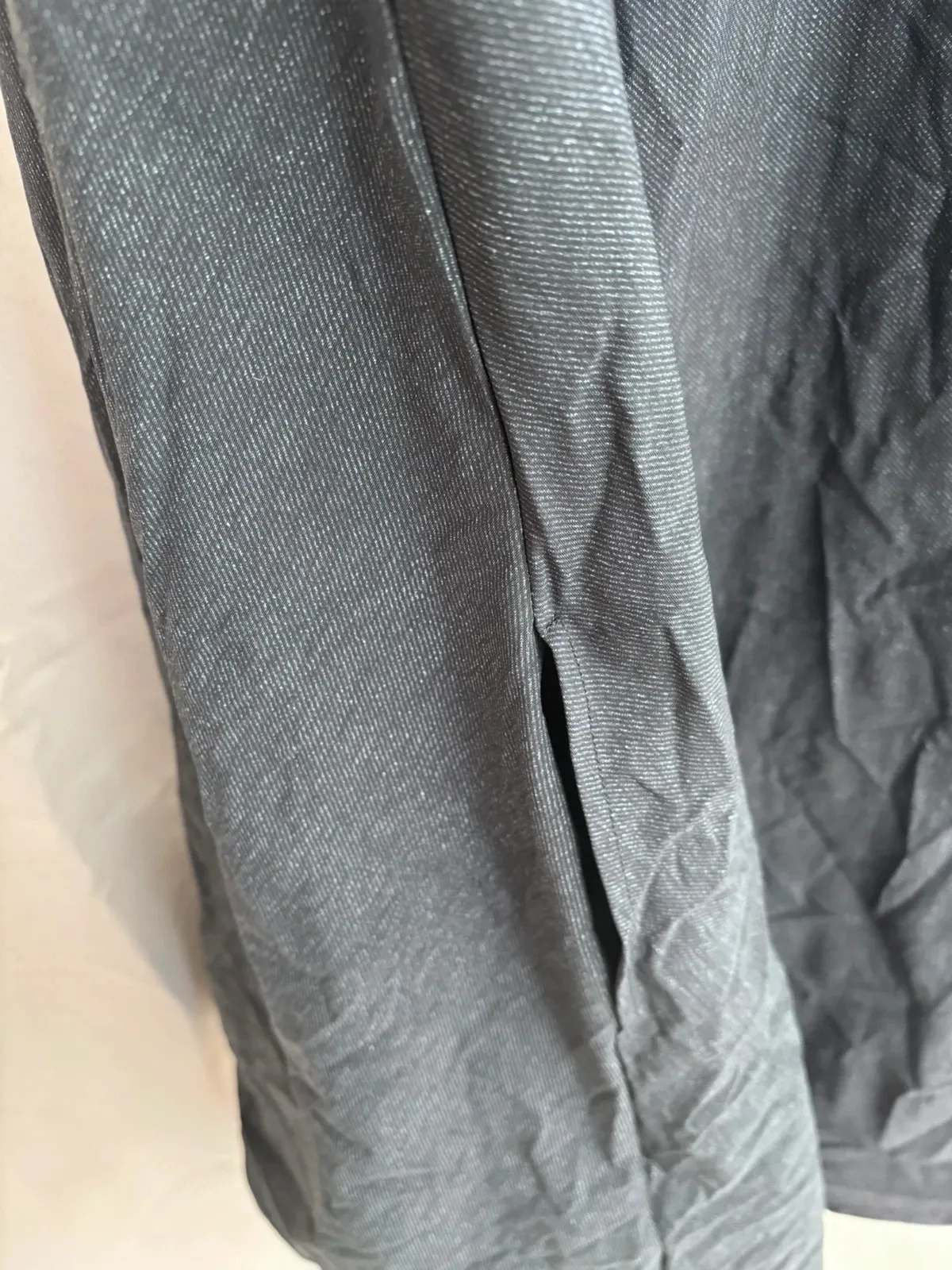 With pocket
Optional belt
Polyamide and elastane
Marithé + François Girbaud 4