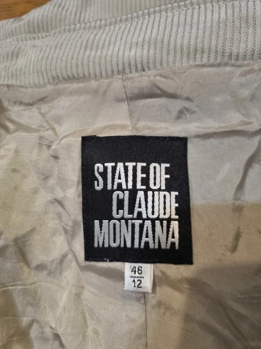 Manteau Claude Montana en beige, pièce vintage signée du créateur français. État correct. Taille XL (42). 5