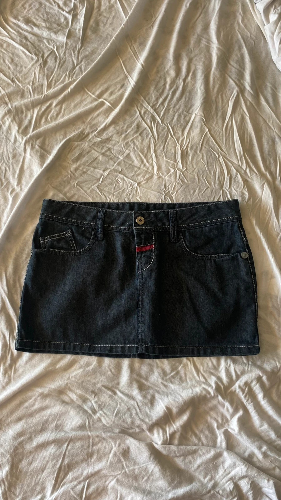 Jupe taille basse
Taille S
#minijupe #y2k #jean #vintage 2