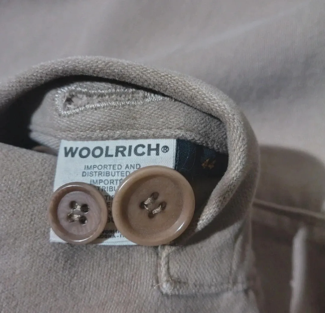 Giacca primaverile uomo Woolrich taglia L 
Ottime condizioni 
Misure in foto 4