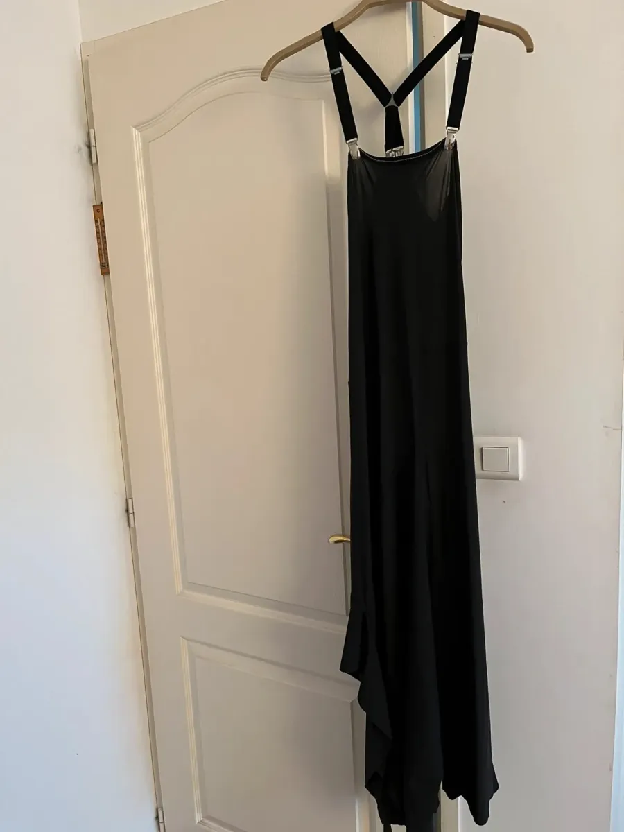 Robe longue bustier 110 cms que l’on peut porter sur le haut assorti avec des bretelles à clipser 2