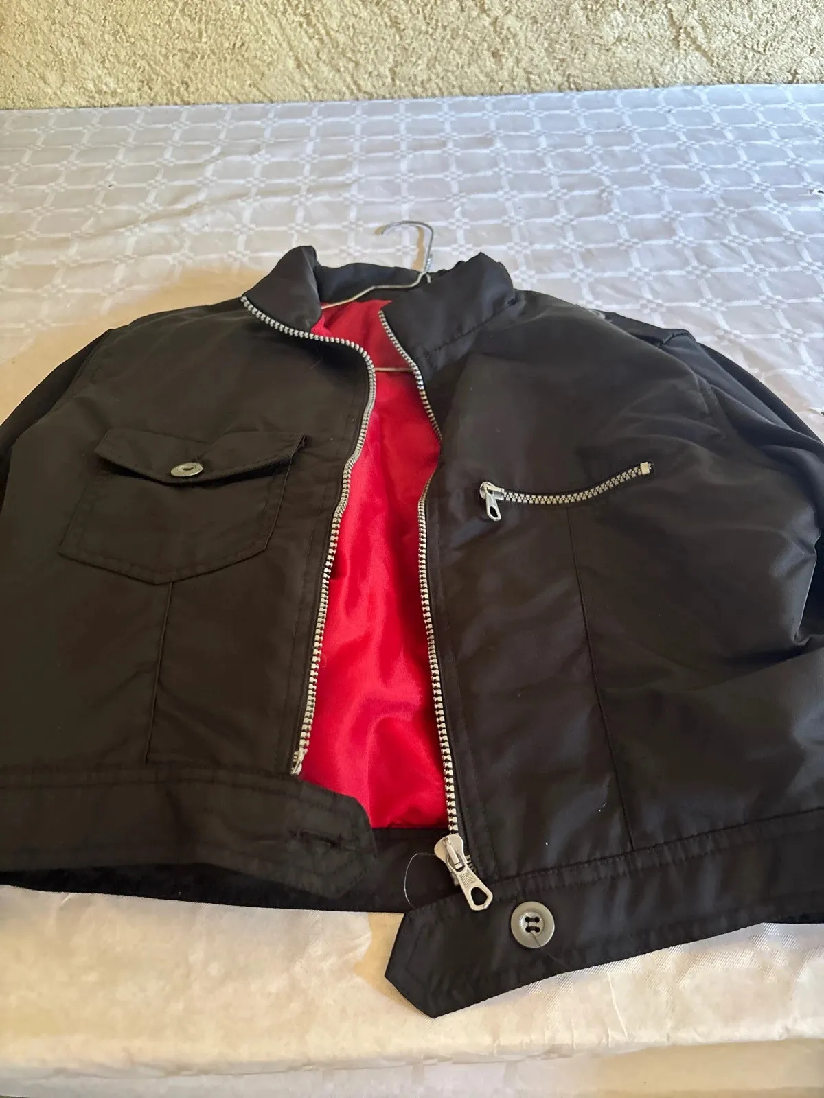Cropped bomber jacket