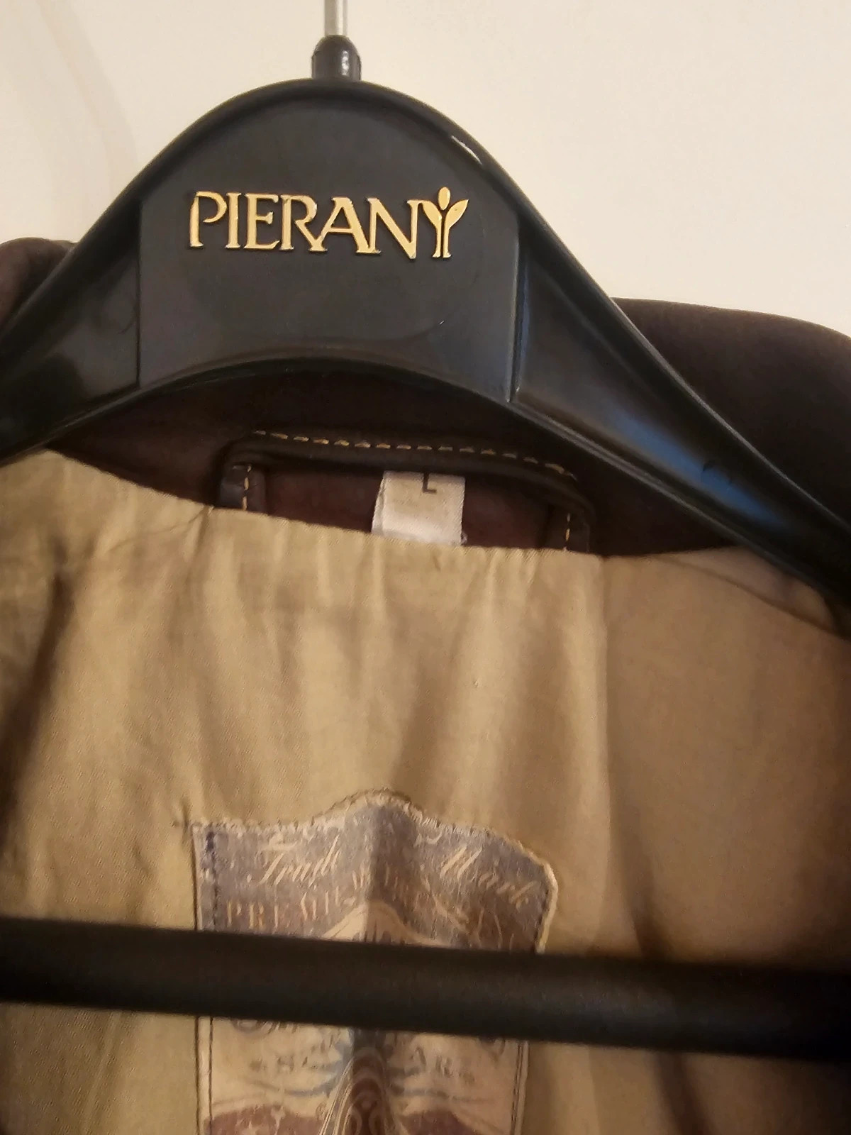 Veste cuir Camaïeu Taille L vintage
Très belle patine 5
