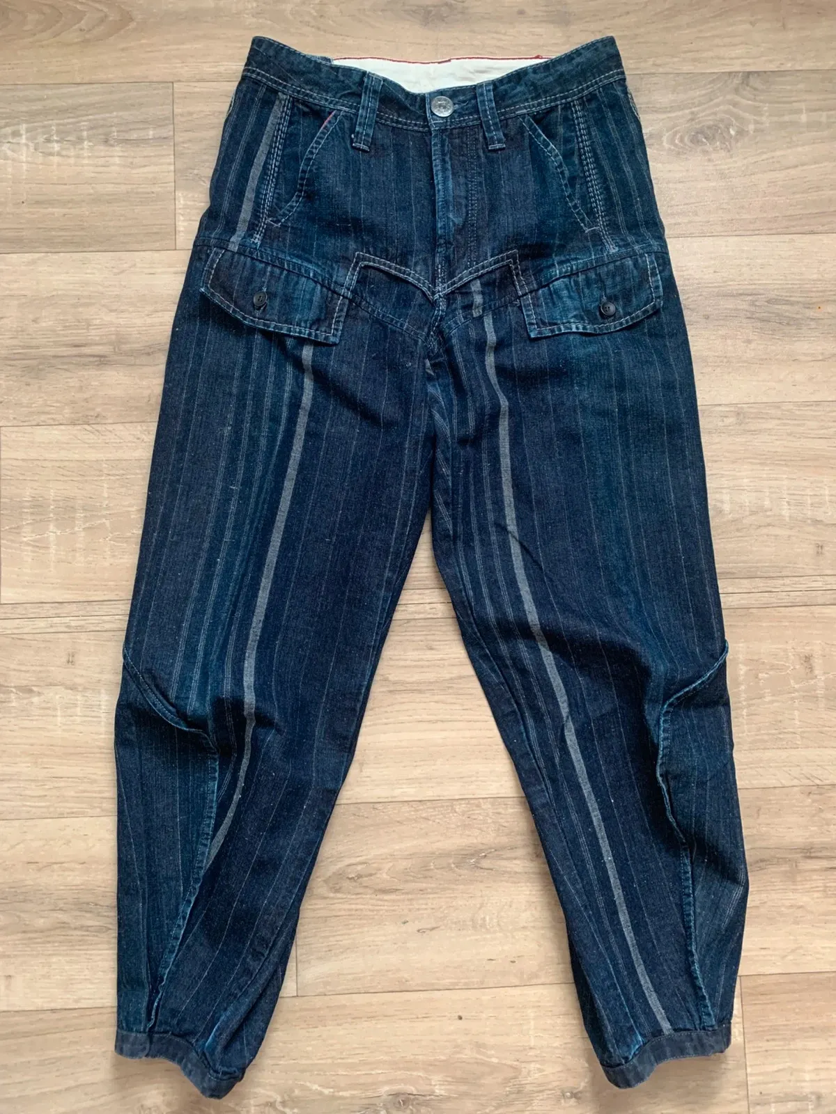 Loose Marithé + François Girbaud jeans in navy, boyfriend cut, vintage designer piece. Good condition. Size M (38).
