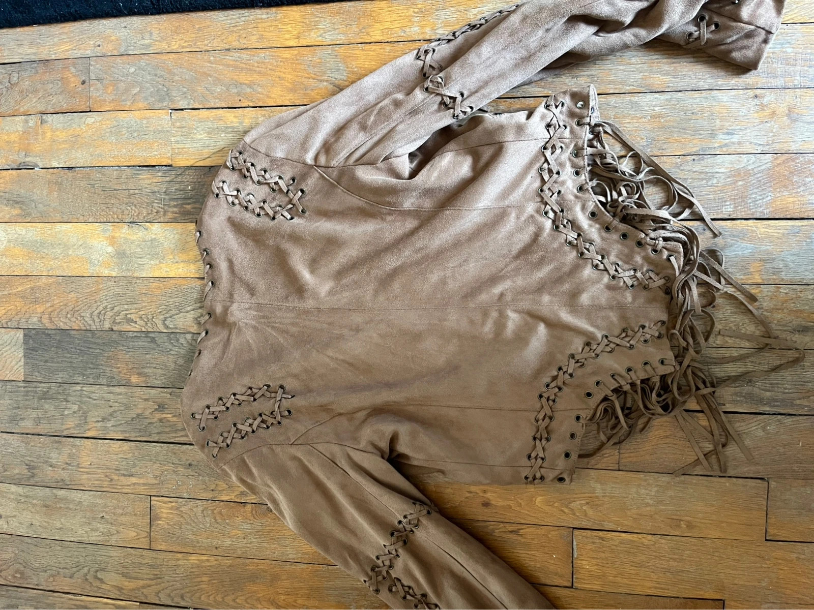 Veste à frange vintage en daim Lacet avec oeillets 3