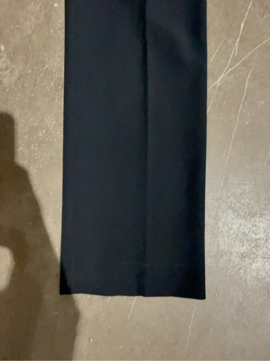 Pantalon de costume noir coupe droite de la marque Sinéquanone. 2