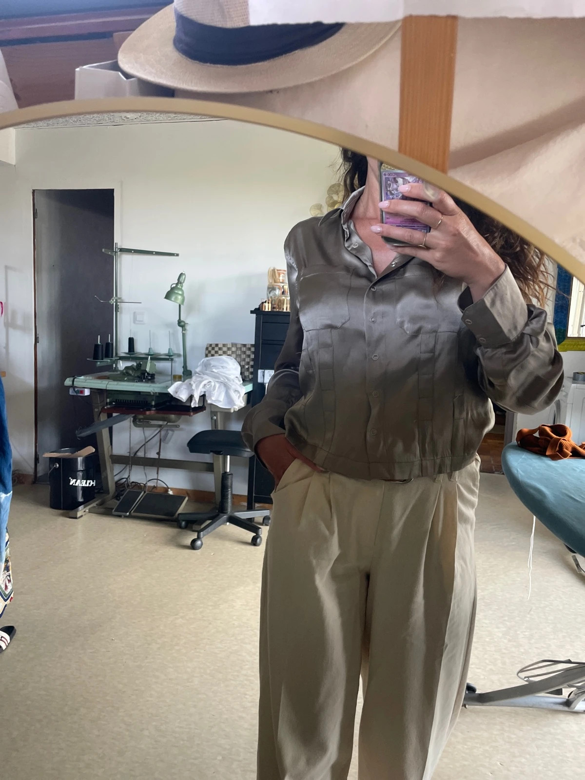 Chemisier en soie taille 38 satin
100% soie 7