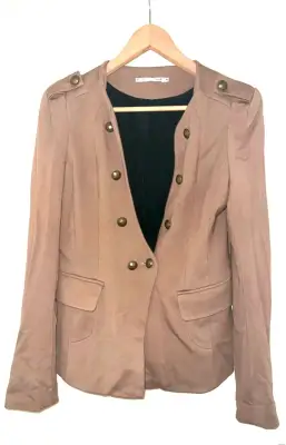 Vends Blazer DDP taille M en excellent état !