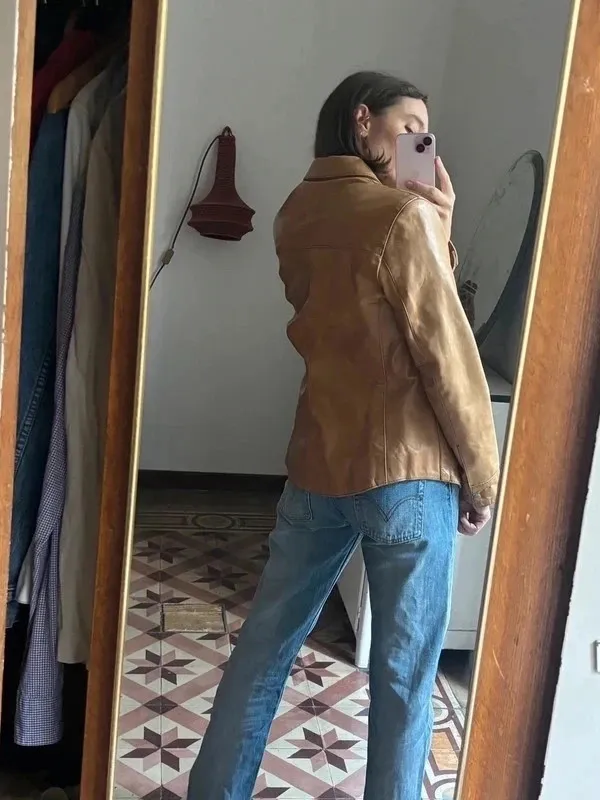 Belle chemise en cuir vintage Broderie fleurs sur le devant Taille m Très bon état 4