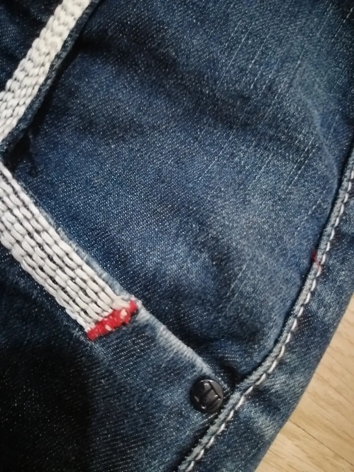 Capri Trussardi Jeans 10