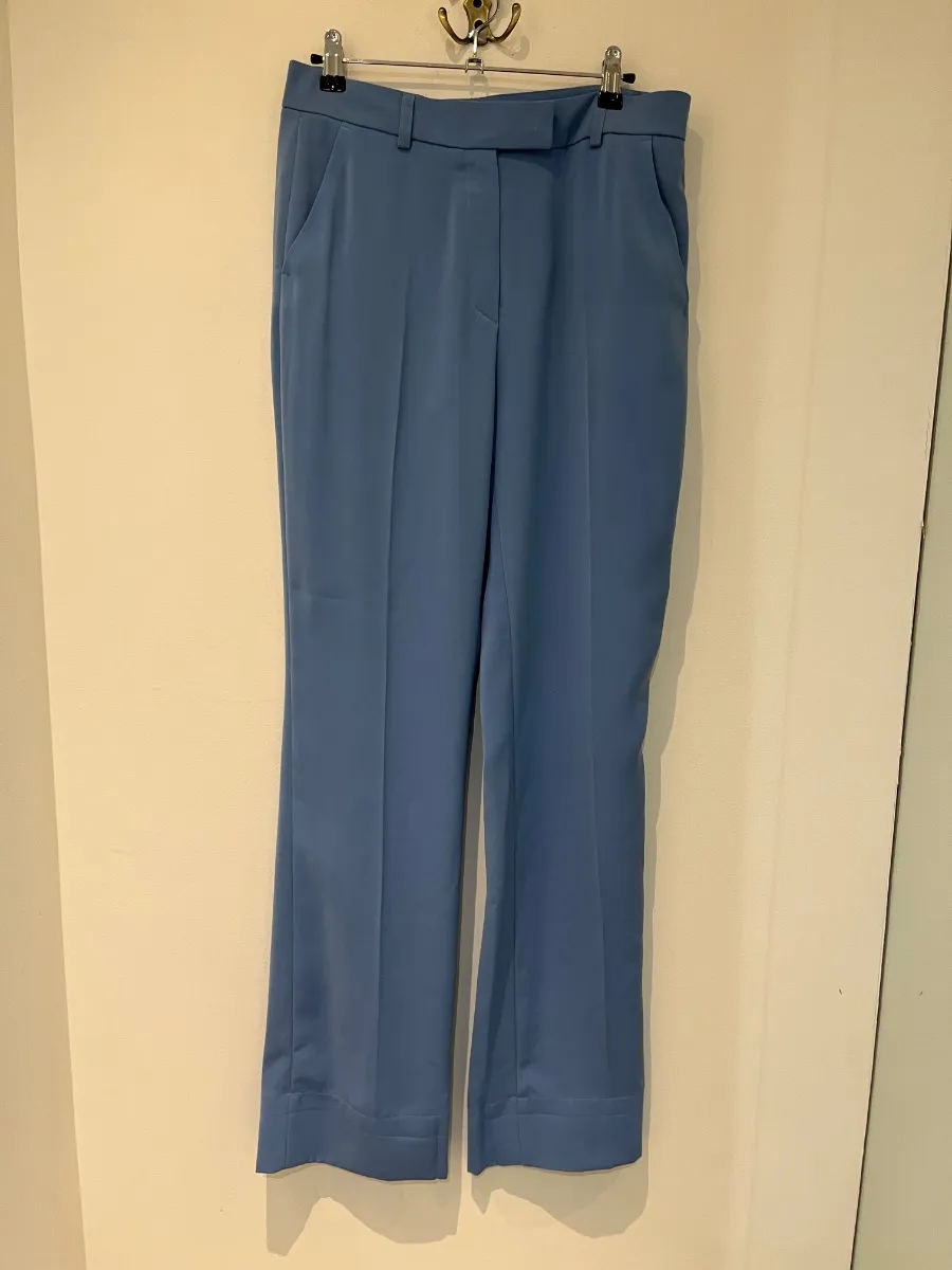 Flowy trousers