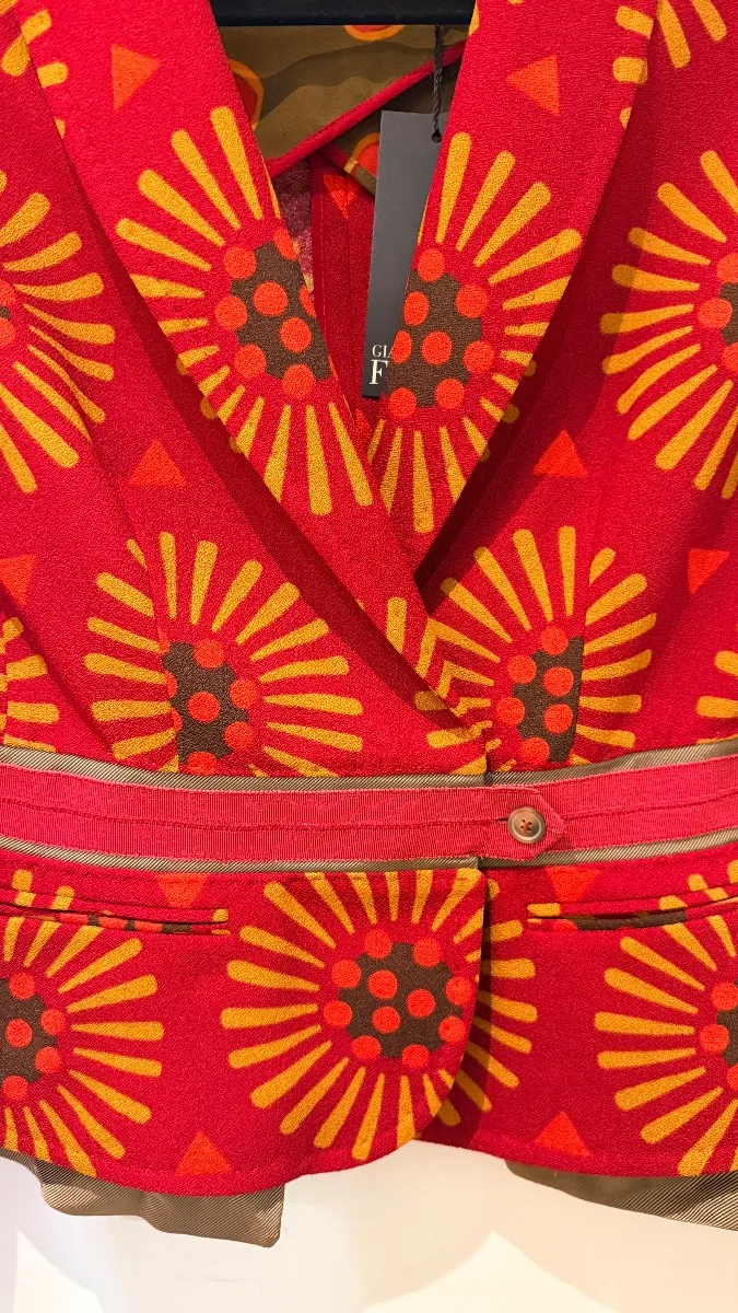 Nice fabric, lovely details — retail price 1,950 euros 3