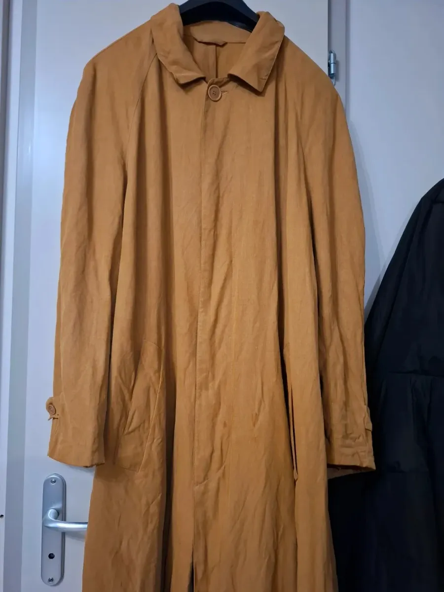 Manteau long oversize en soie. 2