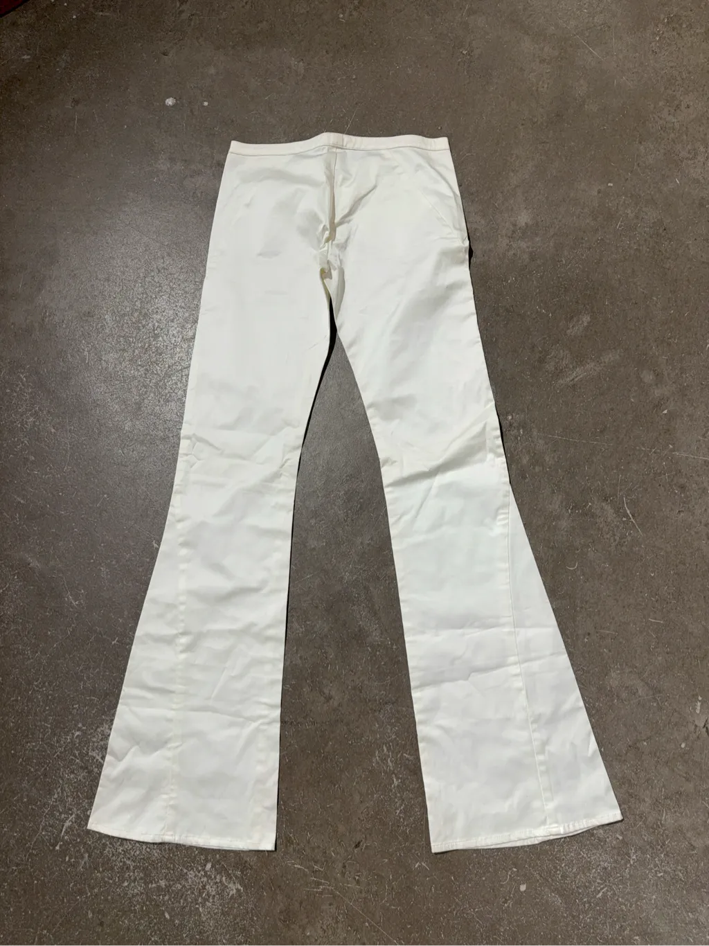 Pantalon évasé blanc Versace Jeans Couture neuf avec étiquettes. 3