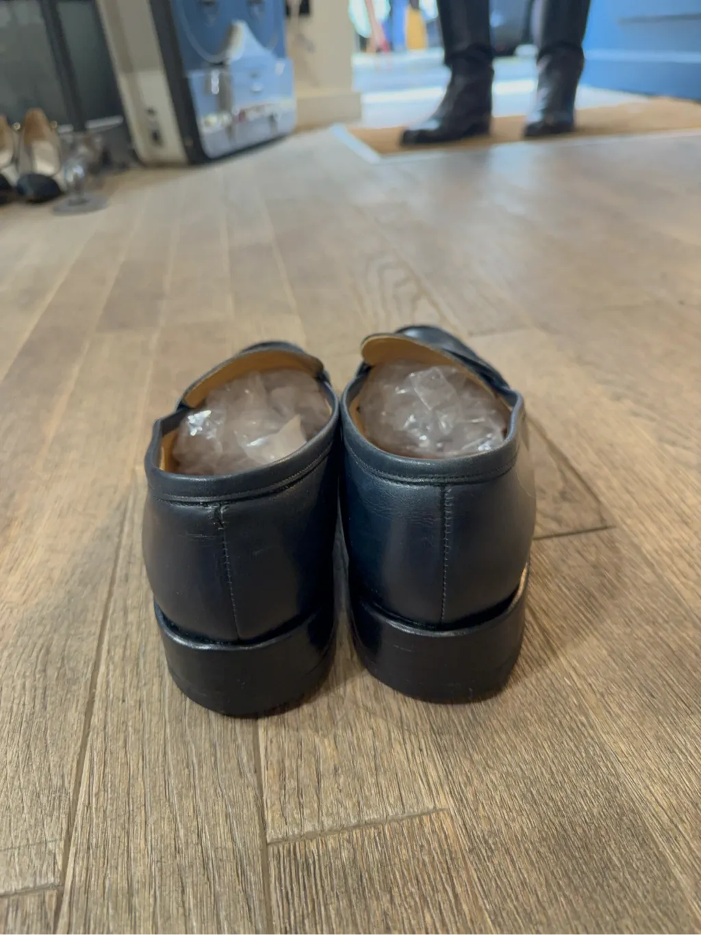 Pair of black leather loafers from Paraboot, Adonis model, made in France with Goodyear construction. 4